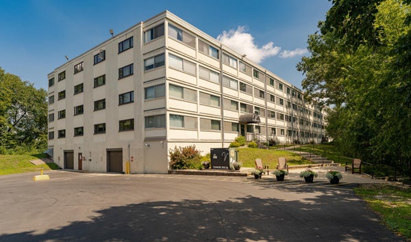 2100 VALKYRIE DR NW APT 301, ROCHESTER, MN 55901 - Image 6be9afbd6e28eebfef80e593224efca3/182910417