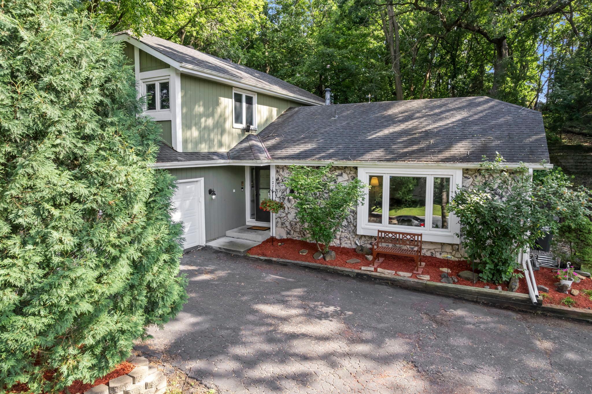 1276 Dunberry Lane