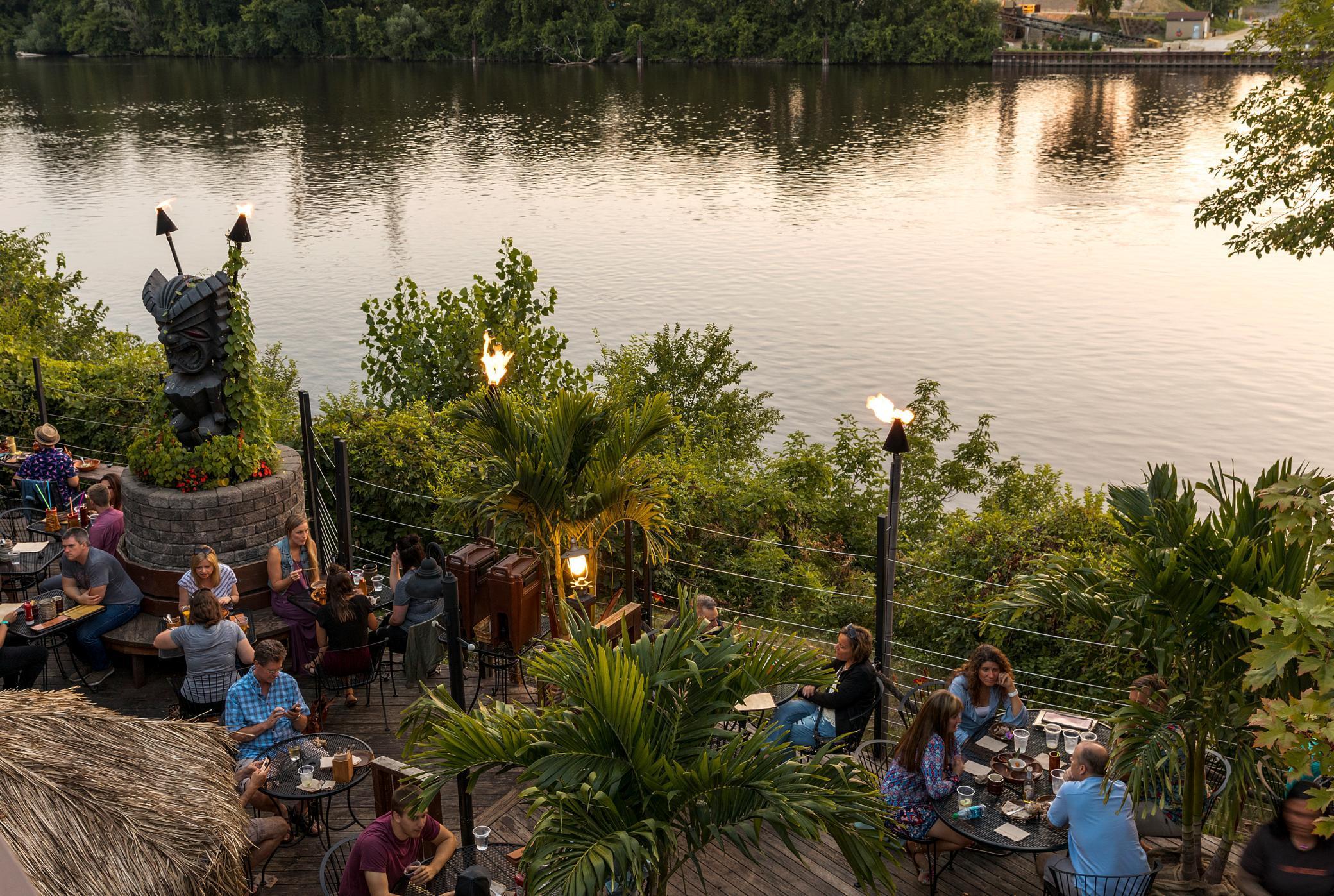 1900 Marshall Street NE