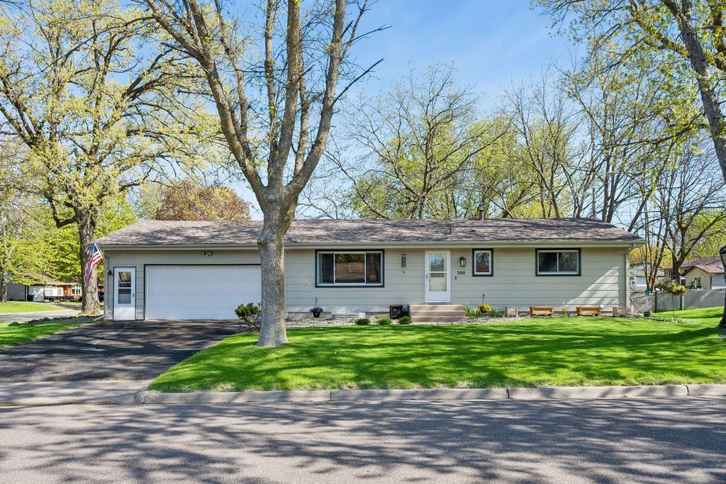 Photo of 300 Ash Avenue NE, Saint Michael, MN 55376 (MLS # 7067808)