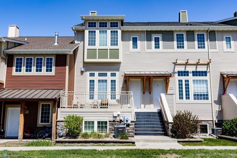 3313 5th Way E B Fargo ND 58078