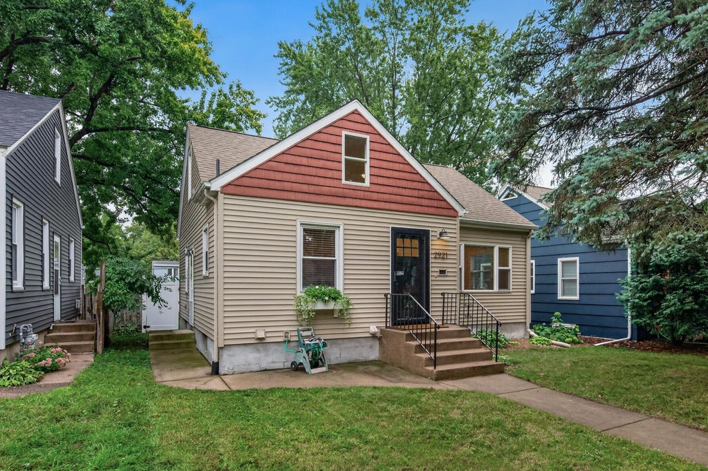 Photo of 2921 Georgia Avenue S, Saint Louis Park, MN 55426 (MLS # 7149179)