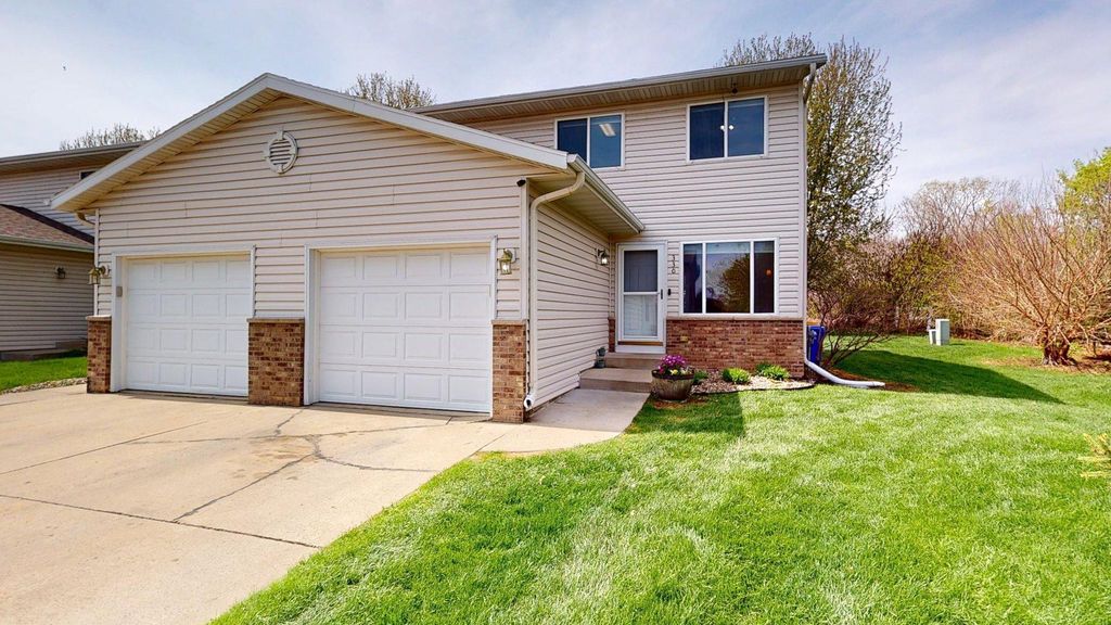 Photo of 330 10th Avenue NW, Byron, MN 55920 (MLS # 7061858)