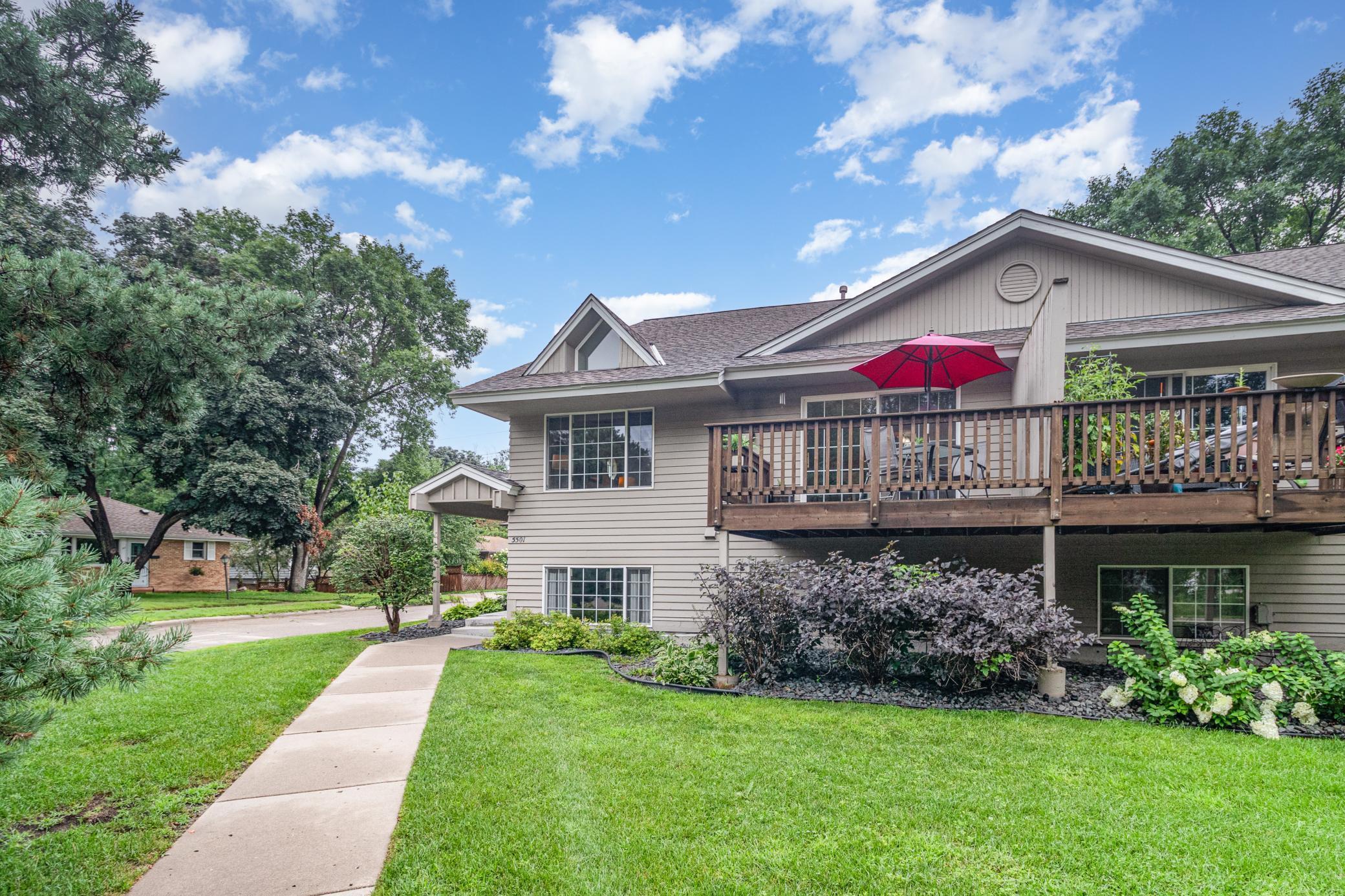 5501 Humboldt Circle