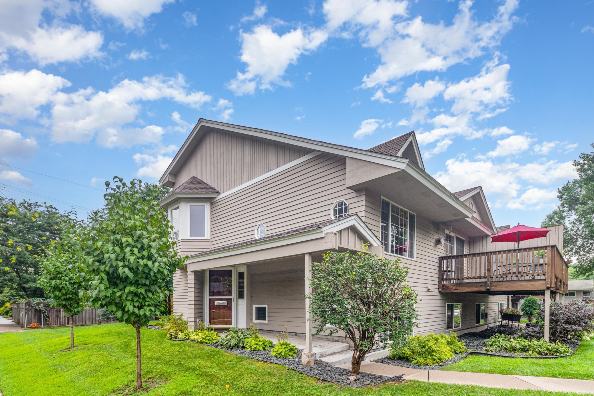 5501 Humboldt Circle