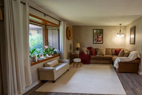 873 Whitney Drive Apple Valley MN 55124