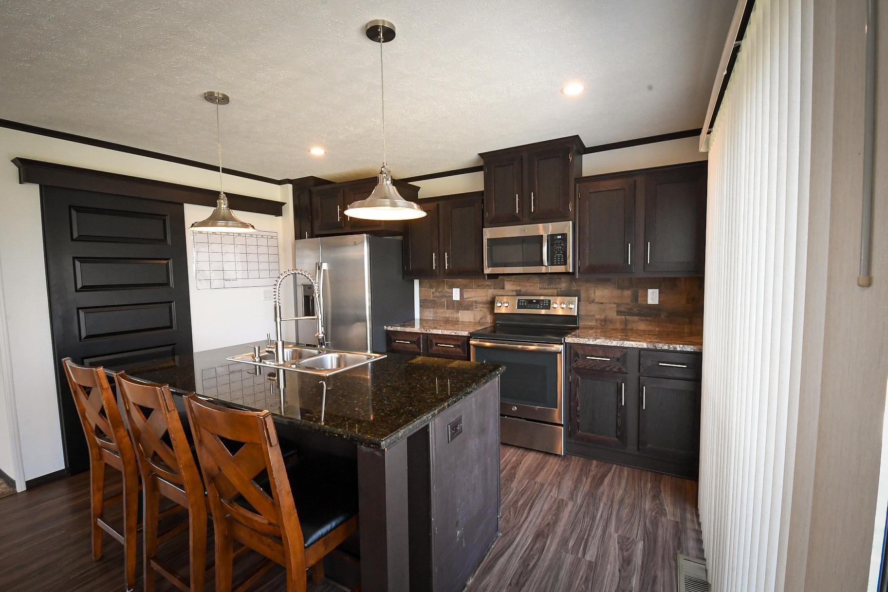 9 S Fork Drive SE