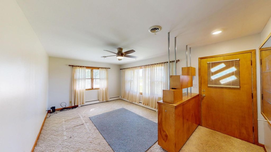 Photo of 241 5th Street SE, Glenville, MN 56036 (MLS # 7072406)