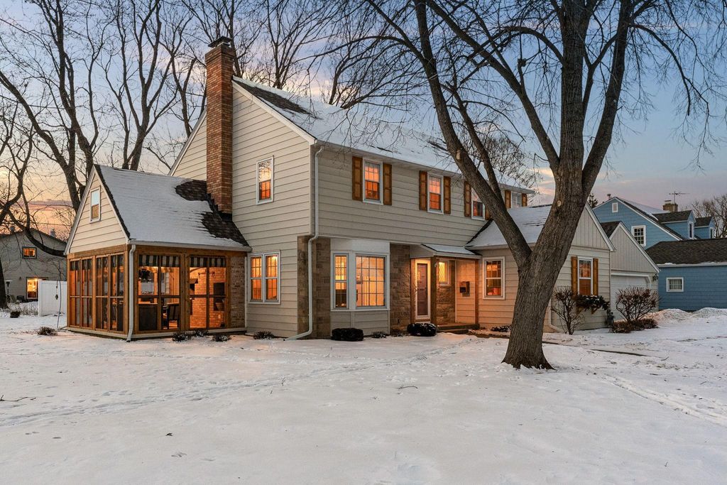 Photo of 1203 9th Street NW, Austin, MN 55912 (MLS # 7015052)