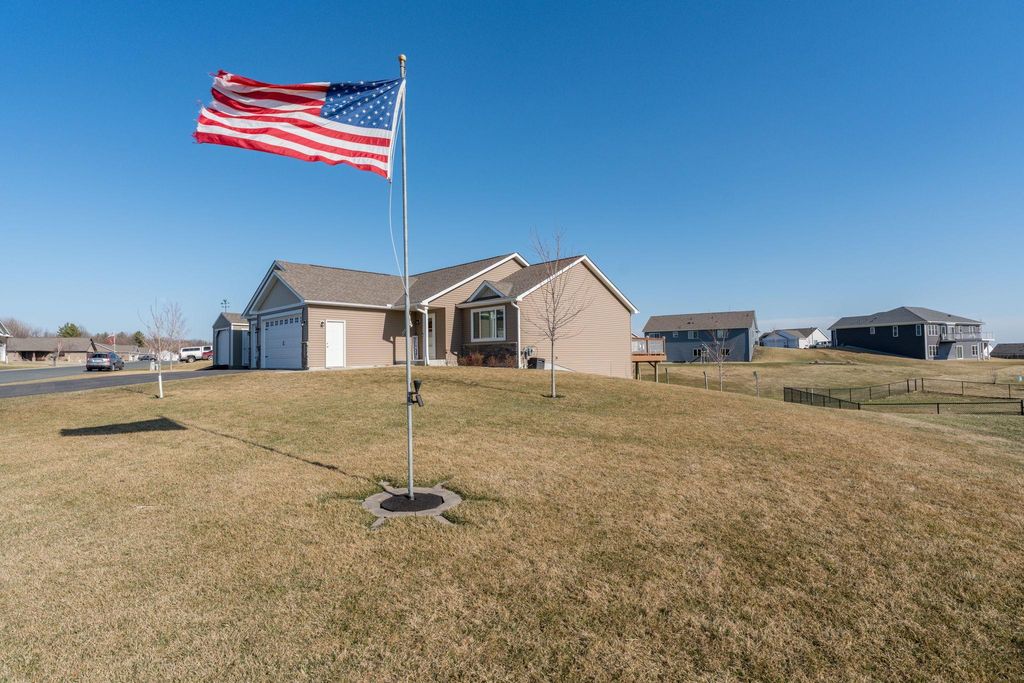 Photo of 1000 Mulberry Avenue NE, Montgomery, MN 56069 (MLS # 7045687)