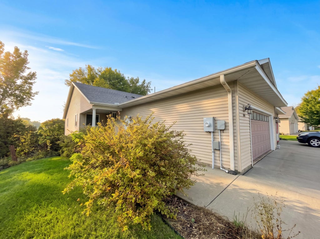 Photo of 534 Delaware Street SW, Lonsdale, MN 55046 (MLS # 7160921)