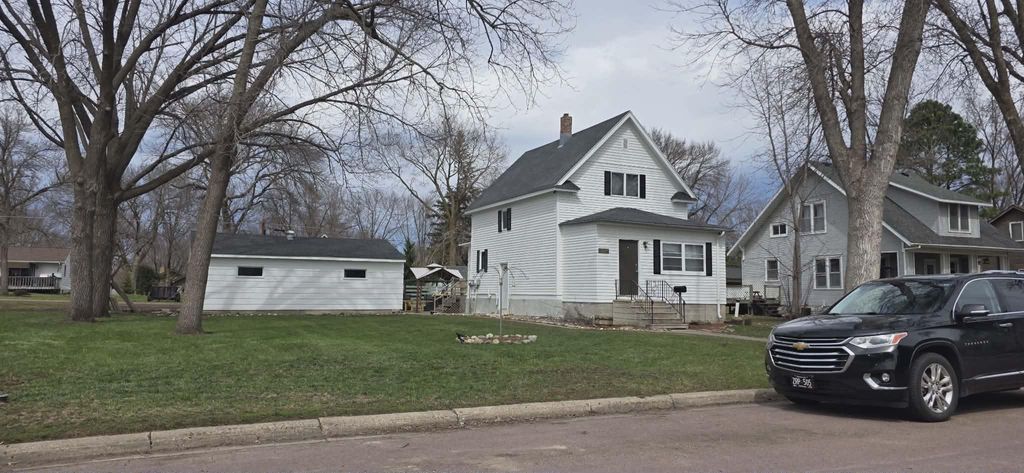 Photo of 221 W Flynn Street, Redwood Falls, MN 56283 (MLS # 7056747)