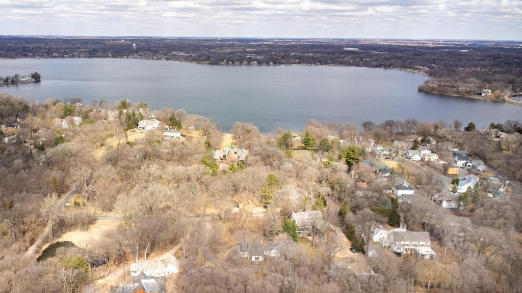 17945 Breezy Point Road