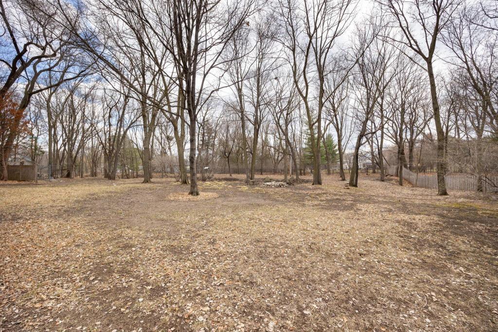 17945 Breezy Point Road