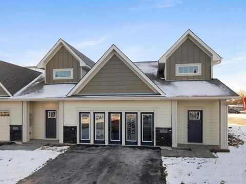 13727 Hollybrook Circle Apple Valley MN 55124