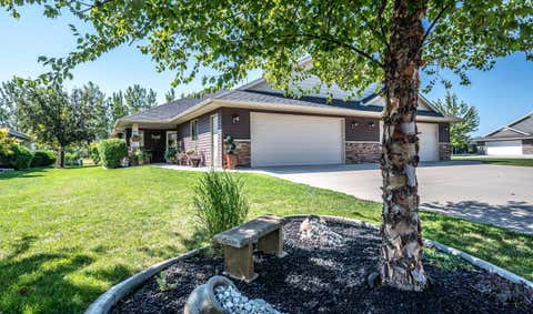 Photo of 204 Ottawa Avenue SE, Hutchinson, MN 55350 (MLS # 7128331)