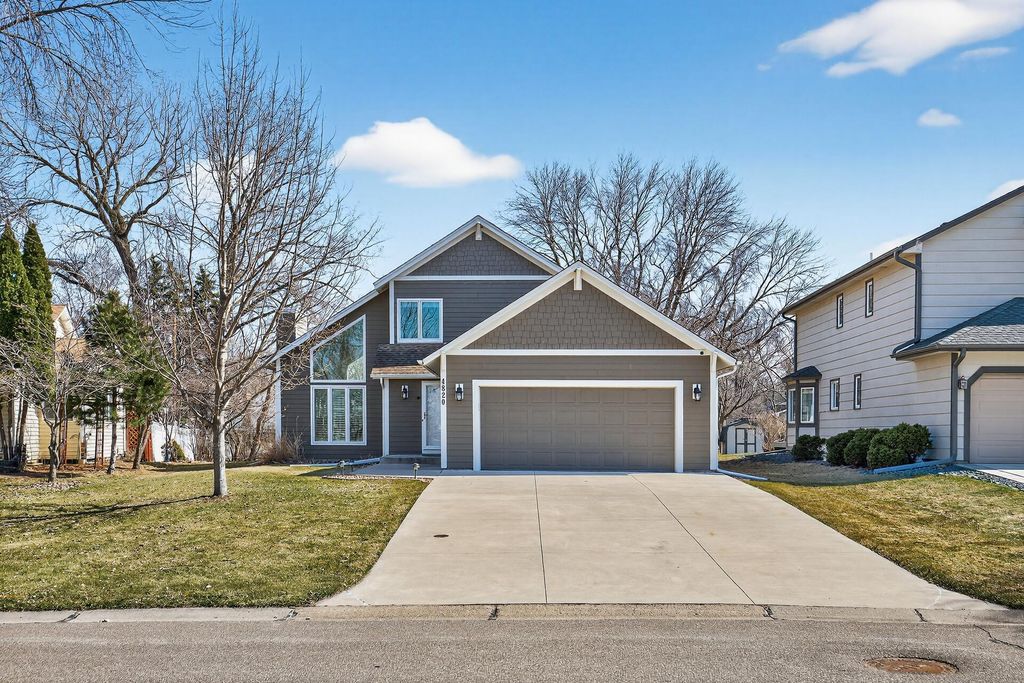 Photo of 4820 Erickson Drive, New Hope, MN 55428 (MLS # 7045324)