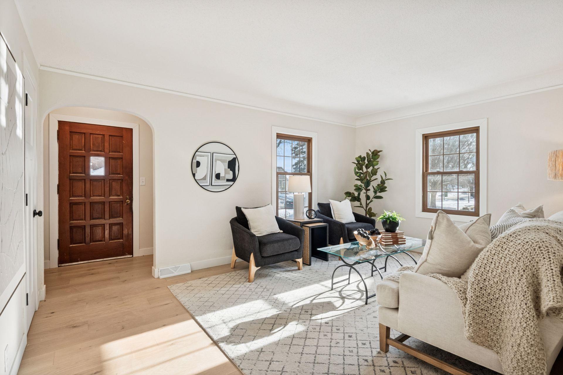 3916 Yosemite Avenue S