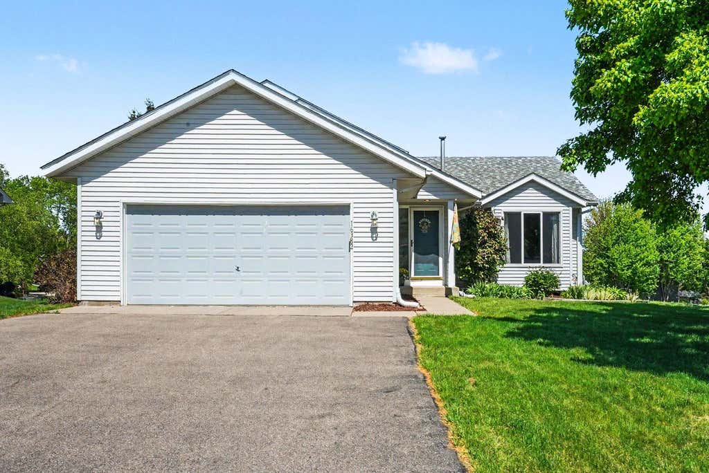 Photo of 16382 Goodview Trail, Lakeville, MN 55044 (MLS # 7053947)