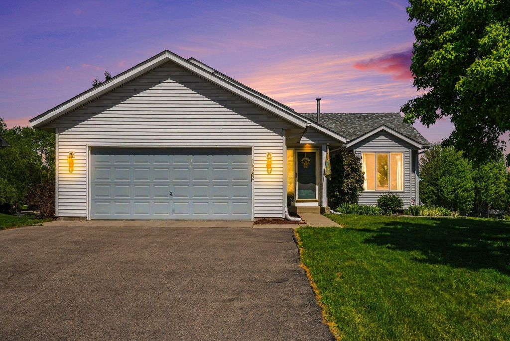 Photo of 16382 Goodview Trail, Lakeville, MN 55044 (MLS # 7053947)