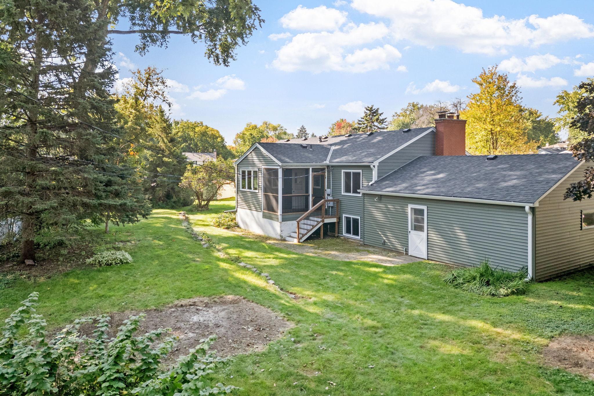 3511 Maplewood Drive