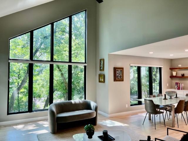 15010 Woods Edge