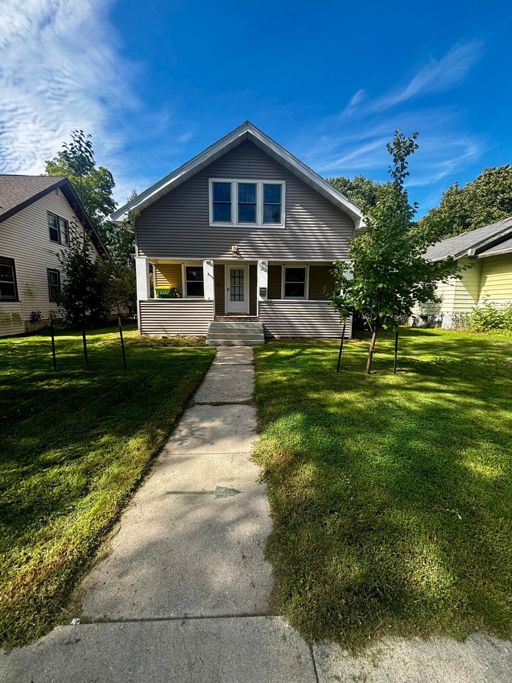 Photo of 708 S Hiawatha Avenue, Pipestone, MN 56164 (MLS # 7145165)