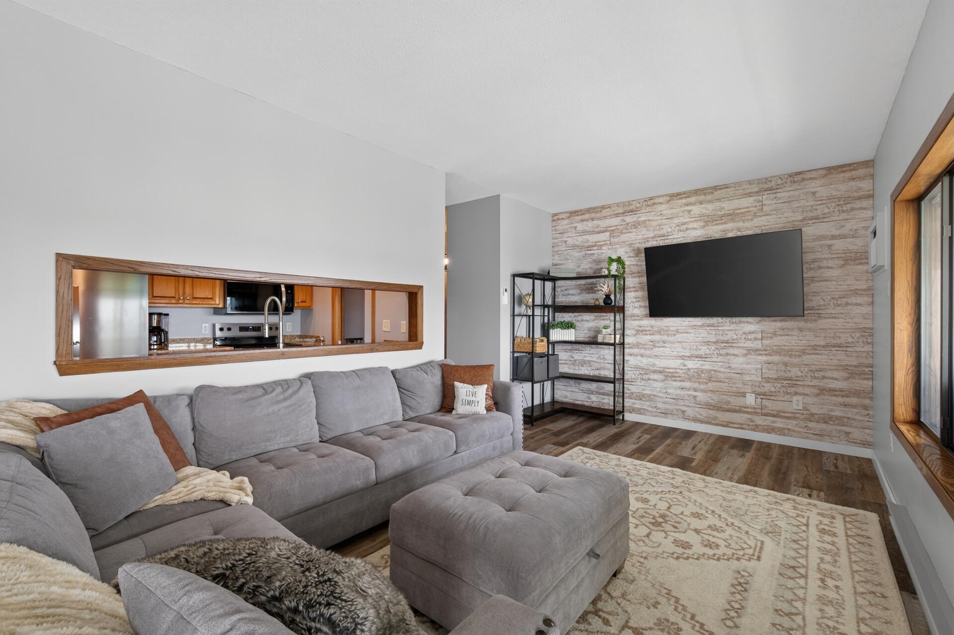 43 2nd Avenue SE 202