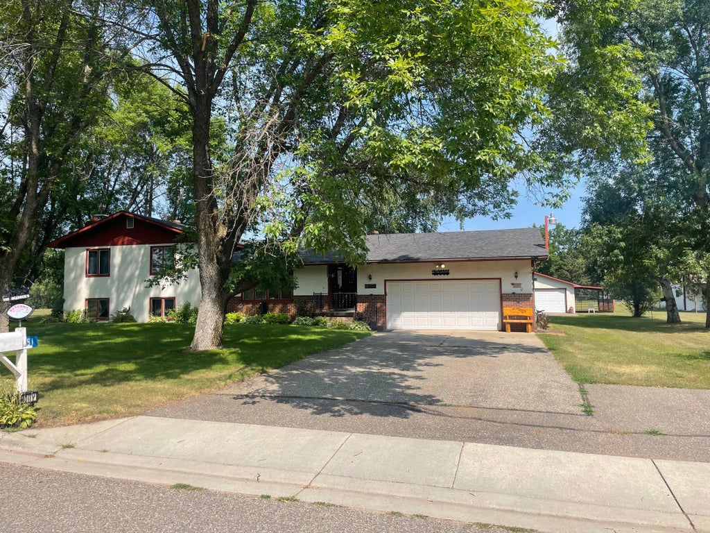 Photo of 381 Morrison Street E, Motley, MN 56466 (MLS # 7121221)