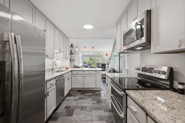 2336 19TH AVE NE, MINNEAPOLIS, MN 55418 - Image 6cc0f8d065987c2d2d4df09dc84da112/794813336