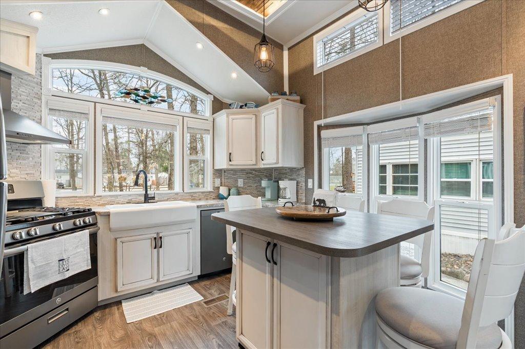15827 Wilderness Trail 123