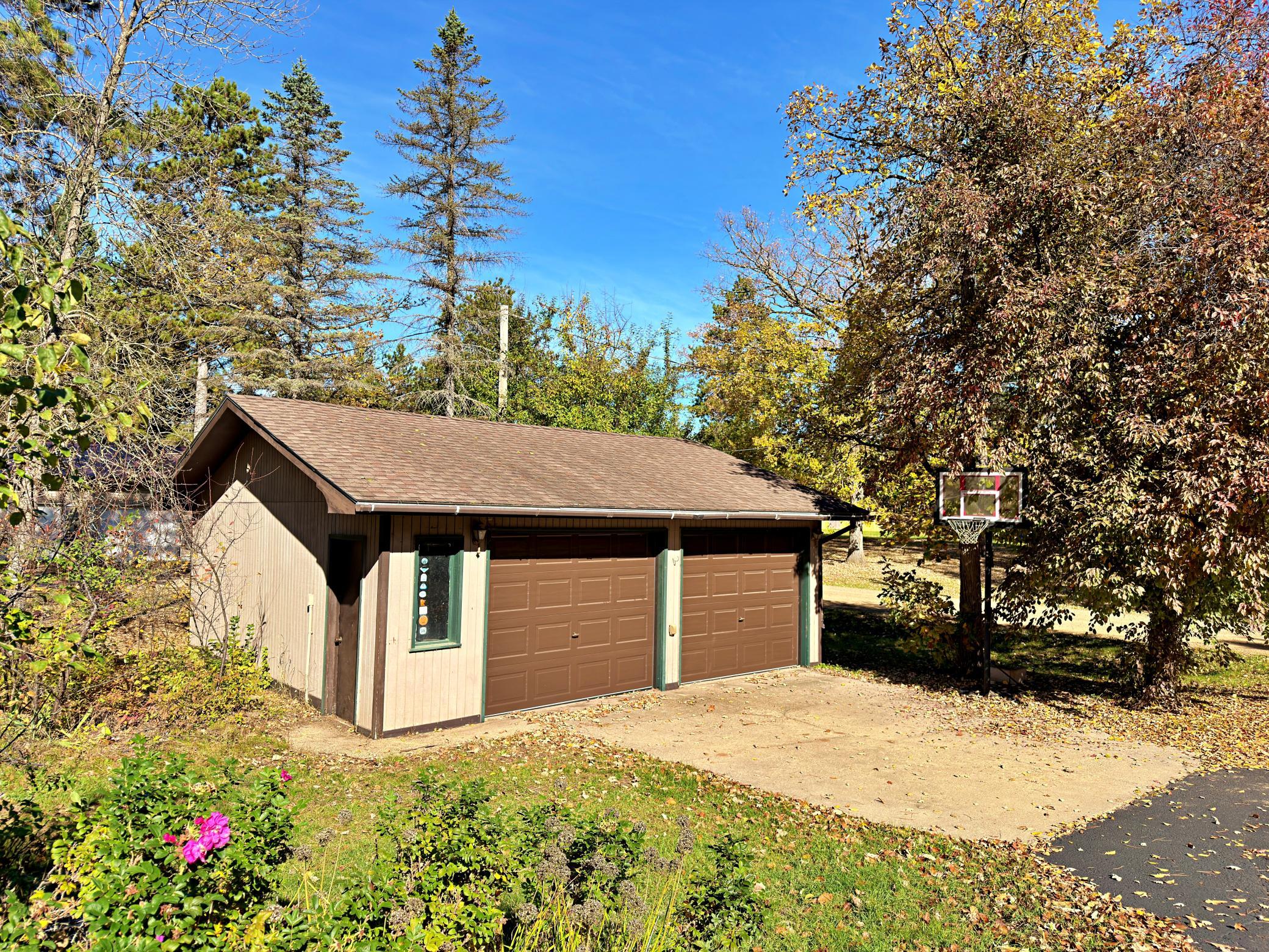 19761 Ermine Trail