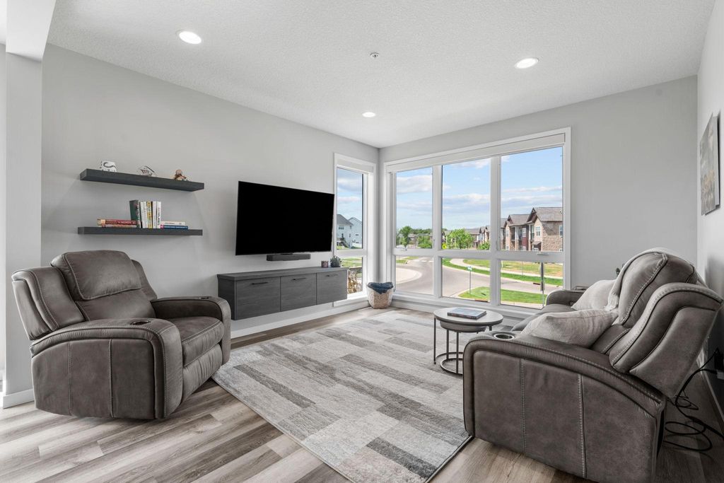 Photo of 16162 Eagleview Drive, Lakeville, MN 55044 (MLS # 7080745)