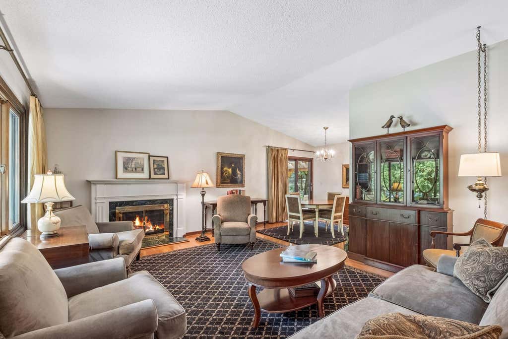 Photo of 1605 W 132nd Street, Burnsville, MN 55337 (MLS # 7106883)
