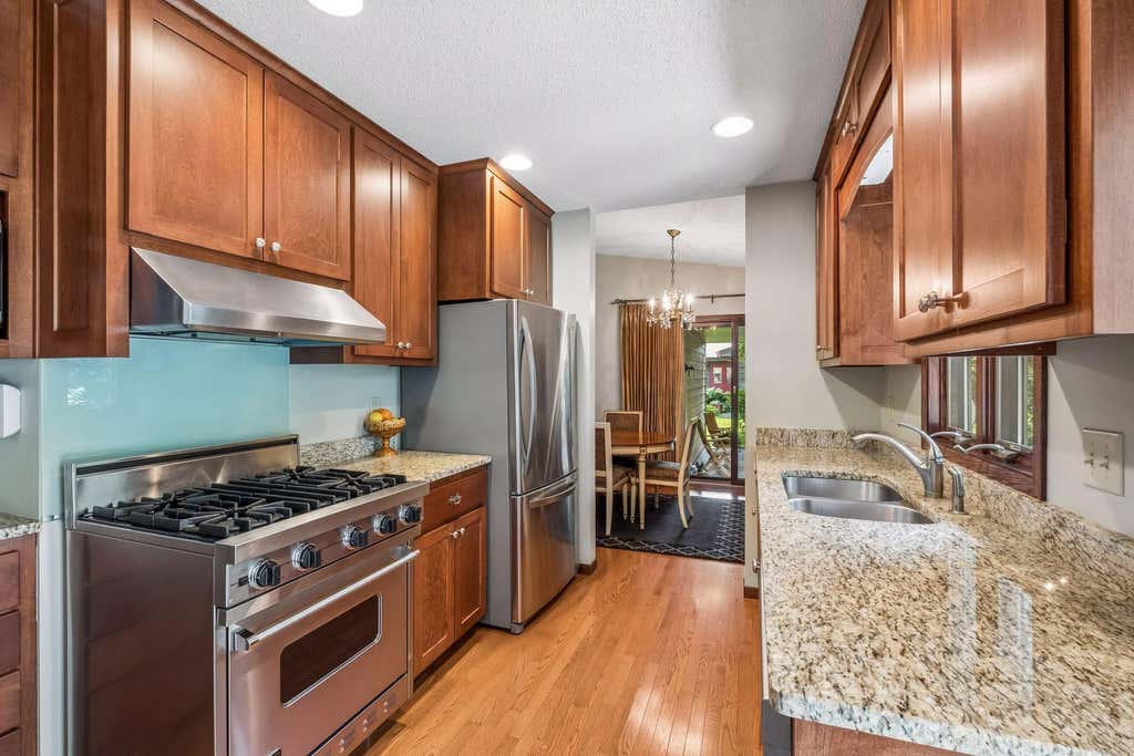 Photo of 1605 W 132nd Street, Burnsville, MN 55337 (MLS # 7106883)