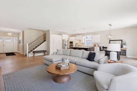 790 Summerbrooke Court Eagan MN 55123
