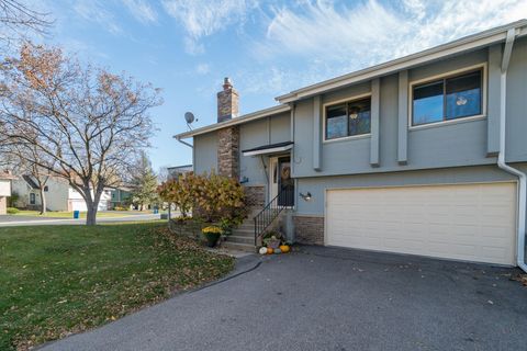 6970 Pima Lane Chanhassen MN 55317