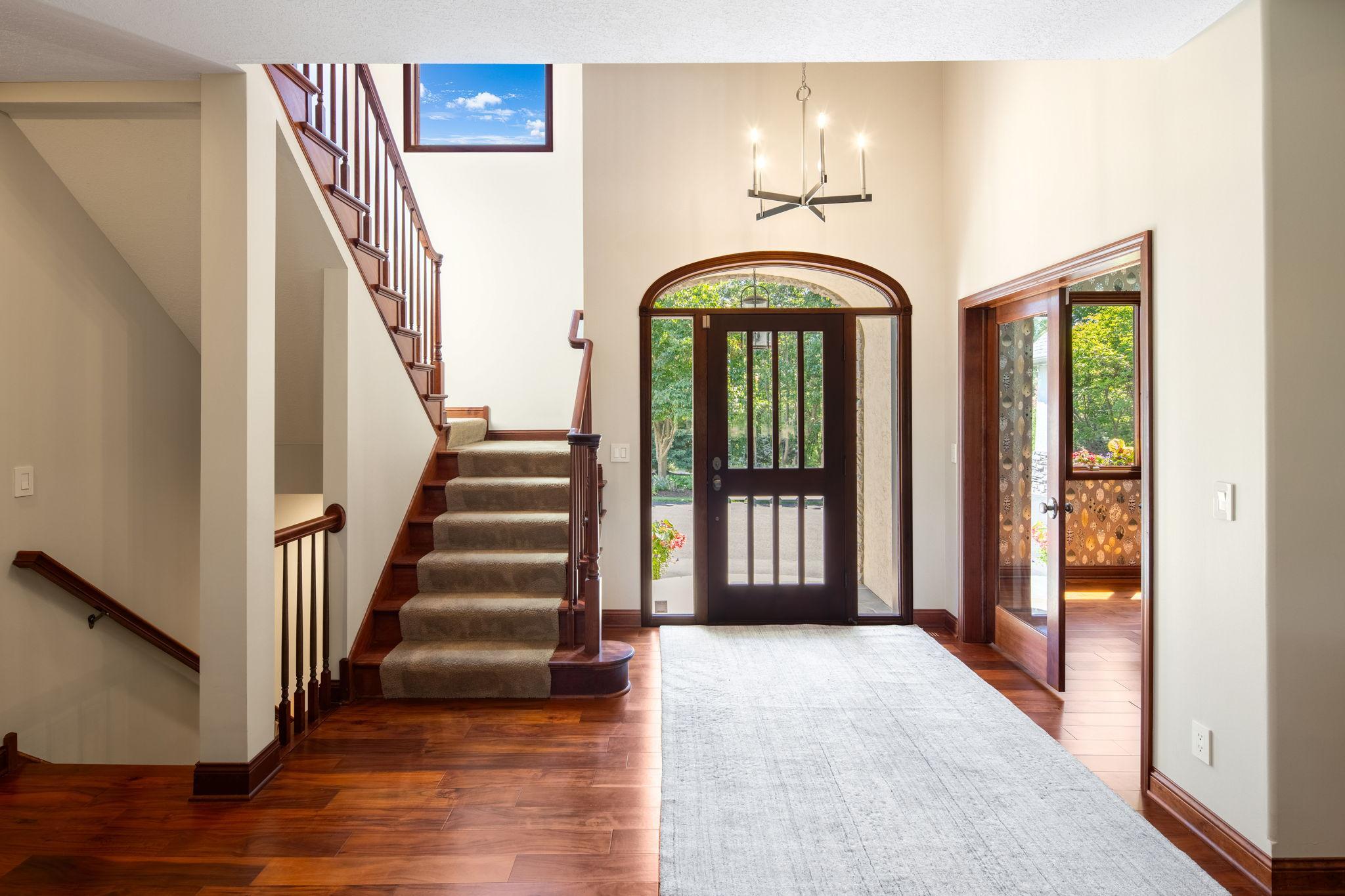 19001 Orchard Trail