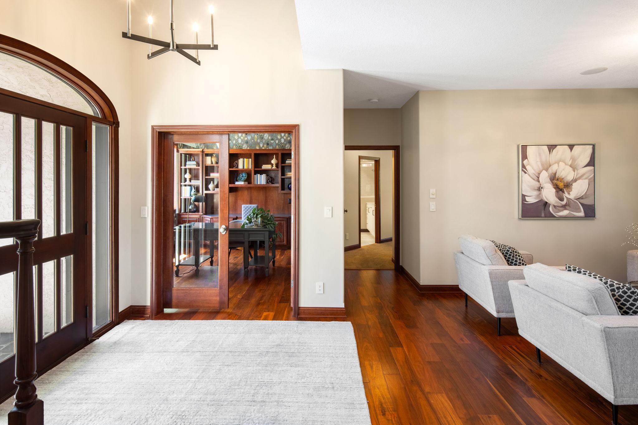 19001 Orchard Trail