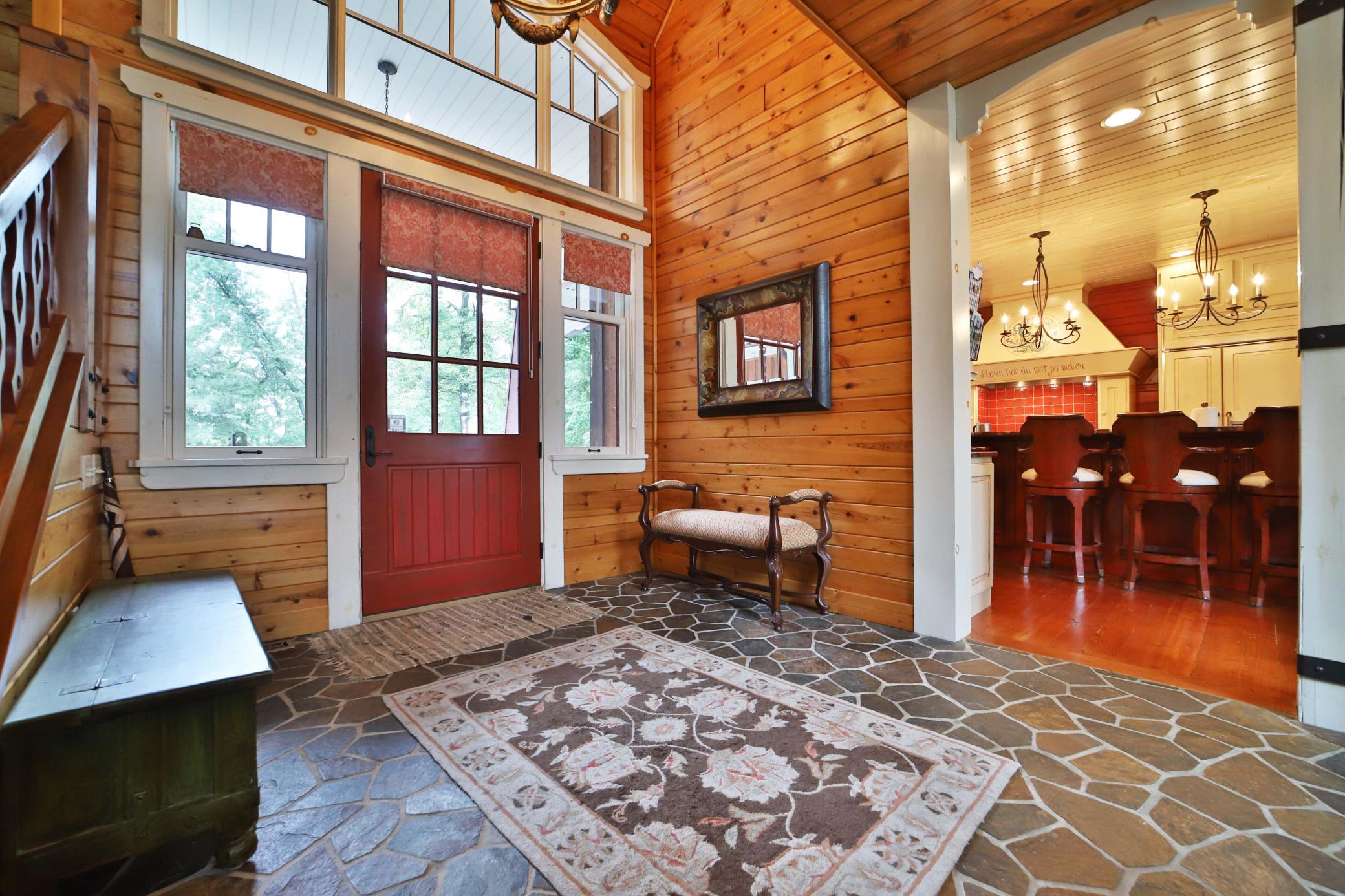 7996 Bass Lake Trail