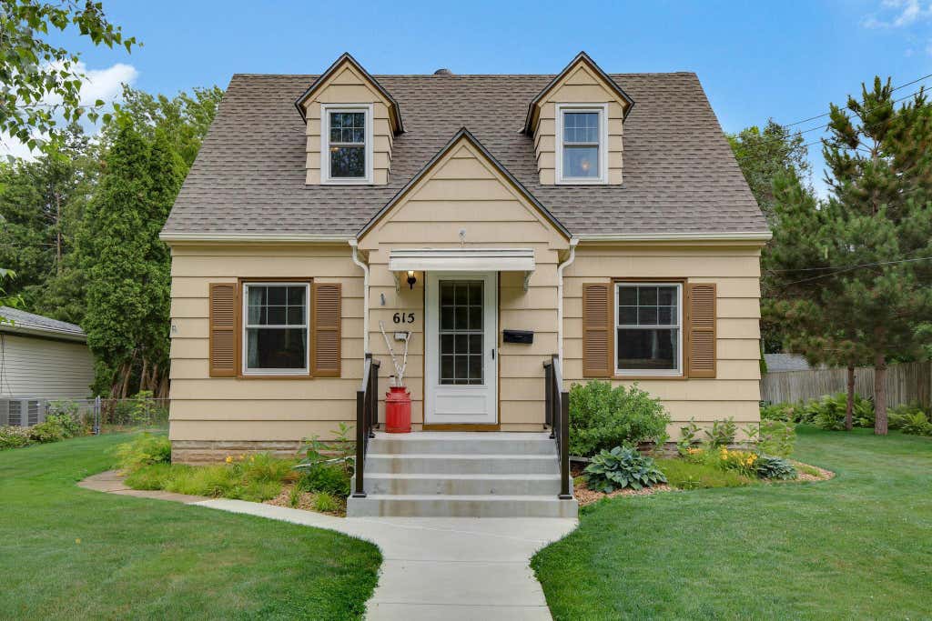 Photo of 615 4th Street N, Stillwater, MN 55082 (MLS # 7104954)