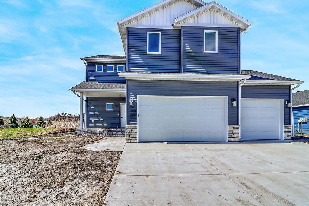 Photo of 864 Harvest Circle, Horace, ND 58047 (MLS # 6729577)