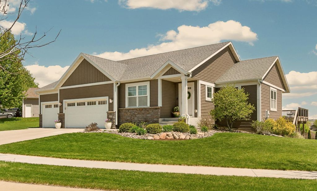Photo of 4624 Arctic Fox Road NW, Rochester, MN 55901 (MLS # 7069035)