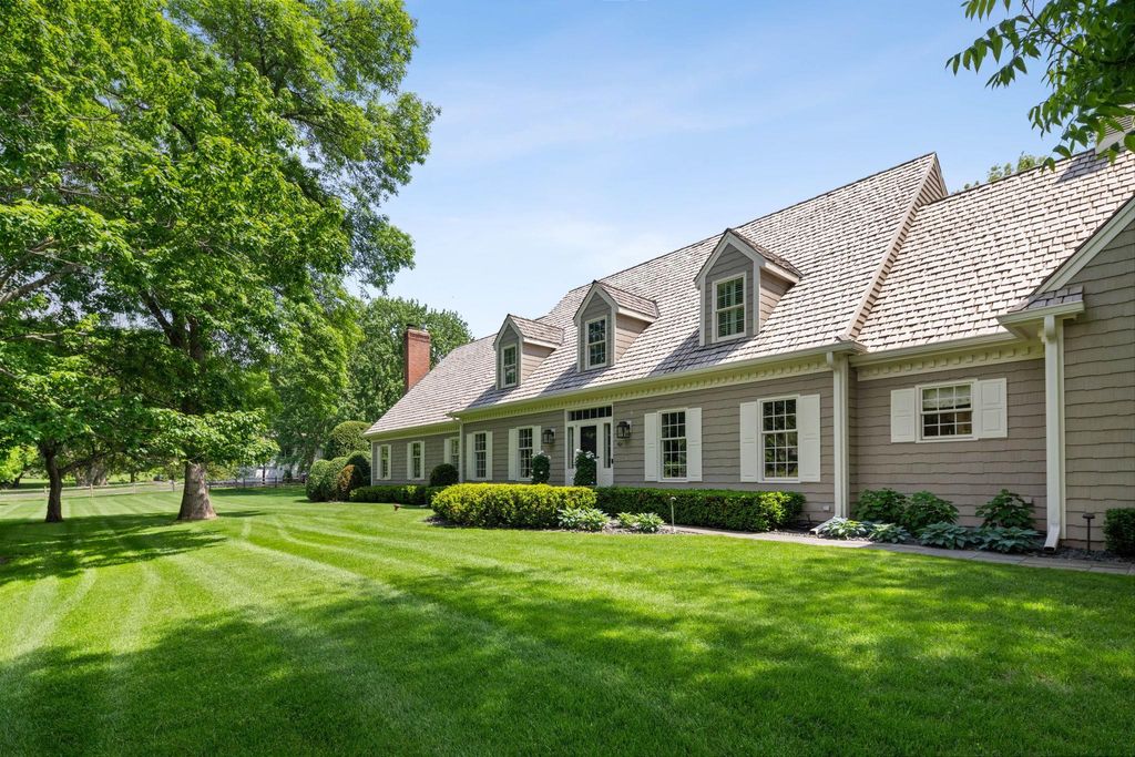 Photo of 235 Hollander Road, Wayzata, MN 55391 (MLS # 7091907)