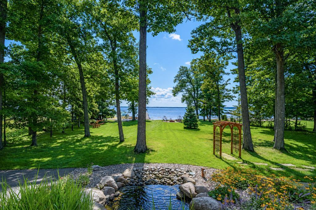 6245 Sugarbush Trail