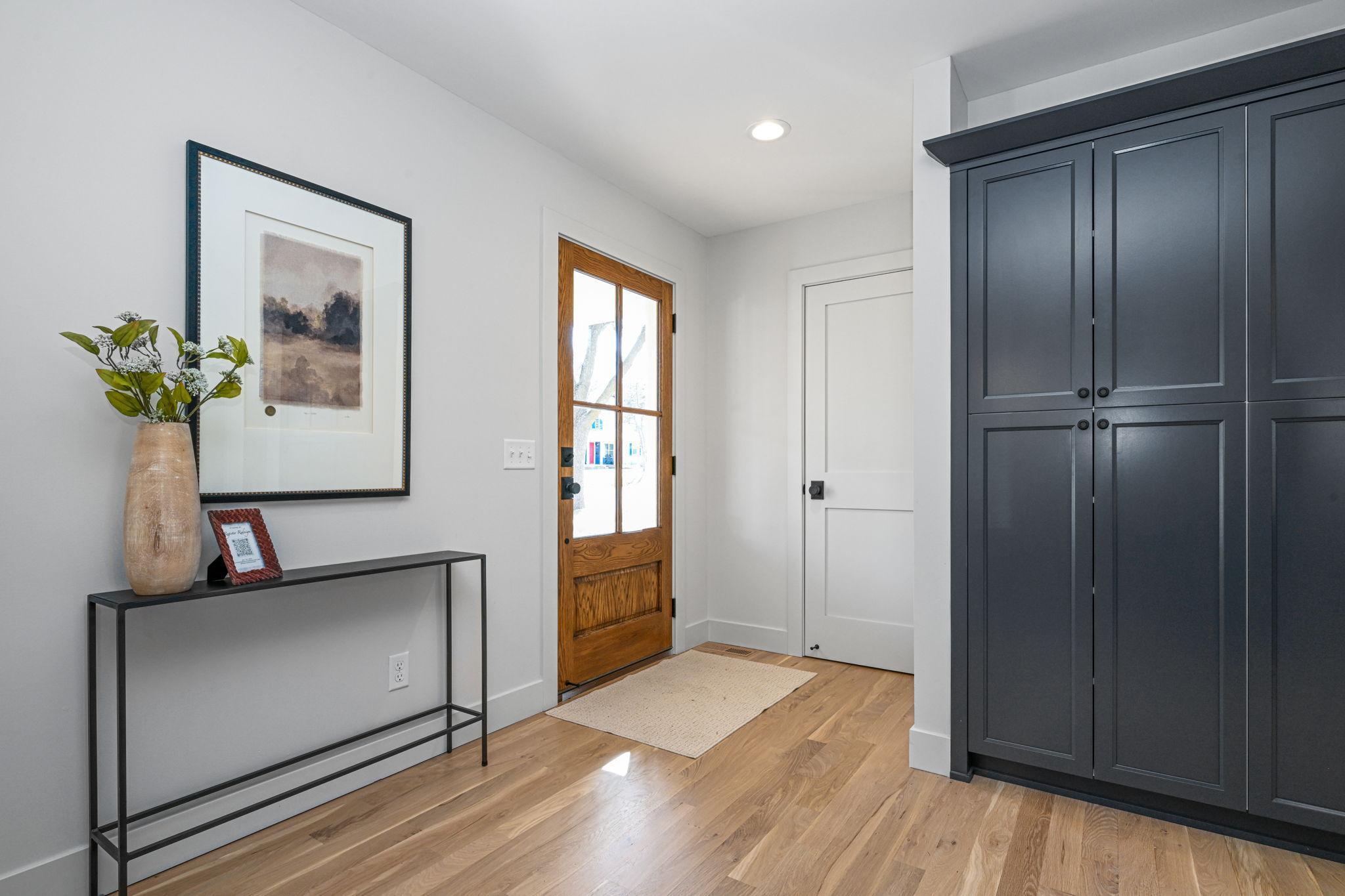 3242 Sumter Avenue S