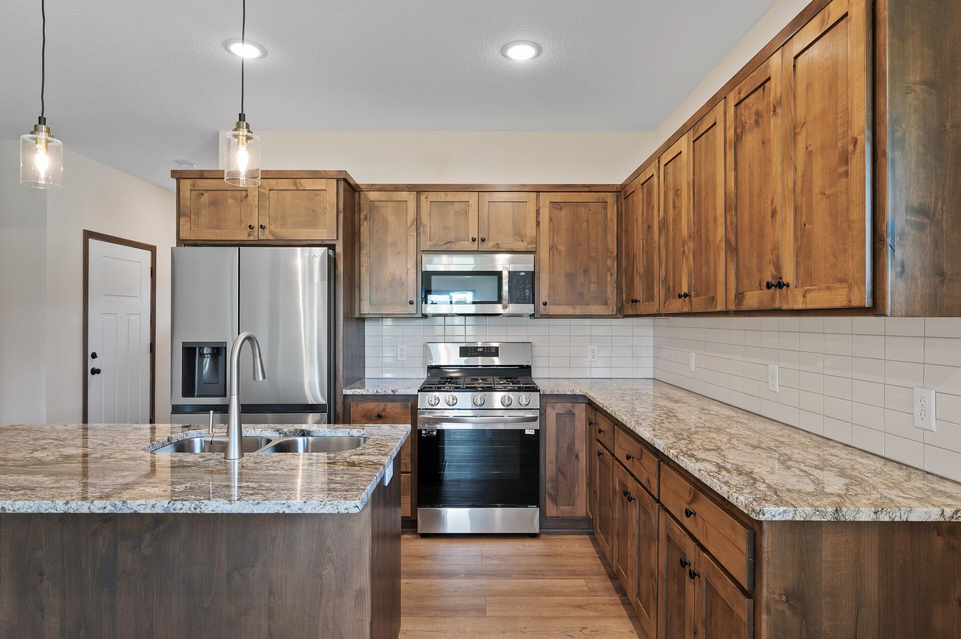 2890 Eastview Court