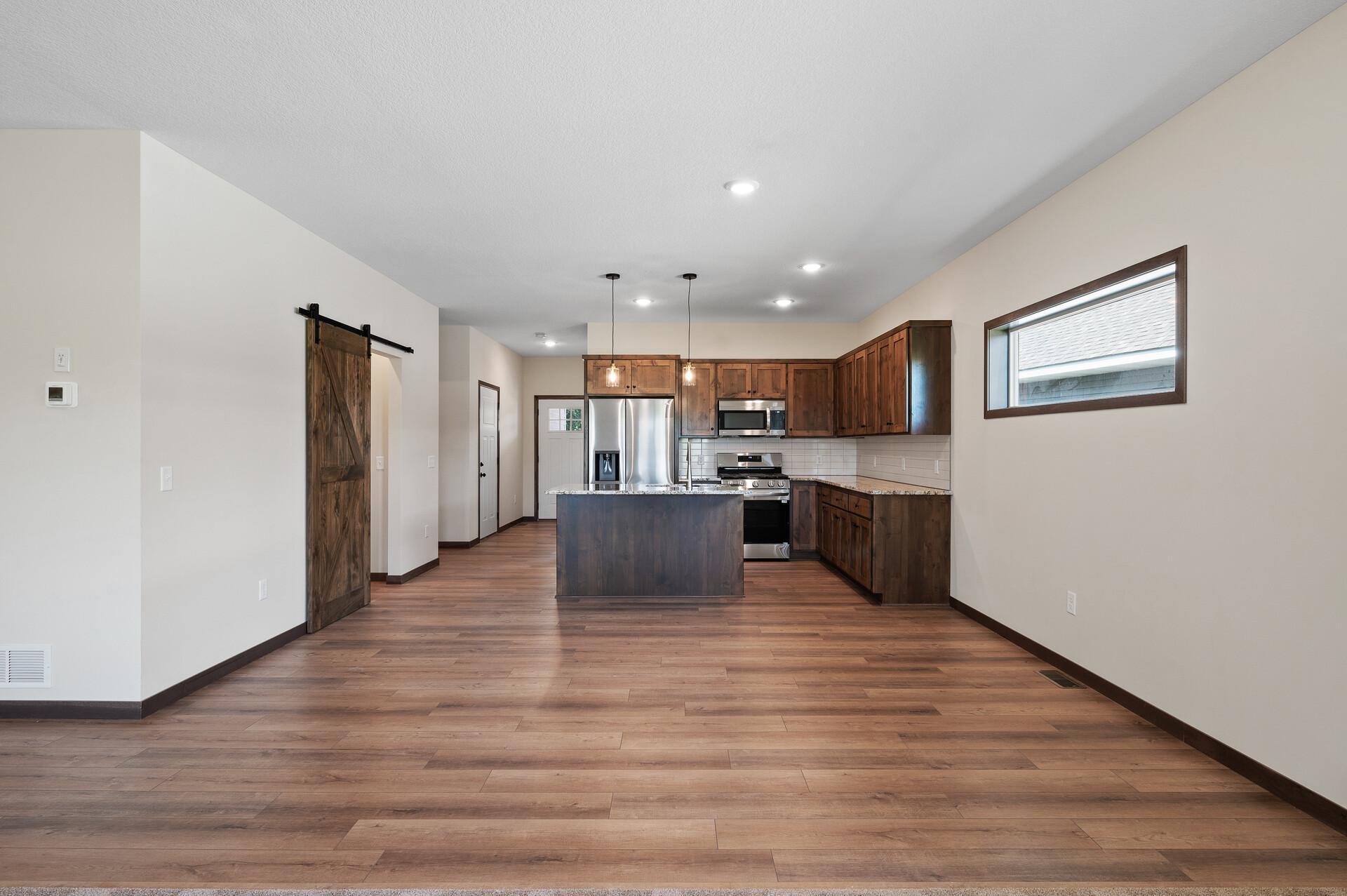 2890 Eastview Court