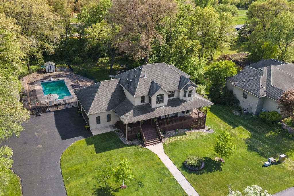 Photo of 512 138th Avenue NE, Ham Lake, MN 55304 (MLS # 7079109)