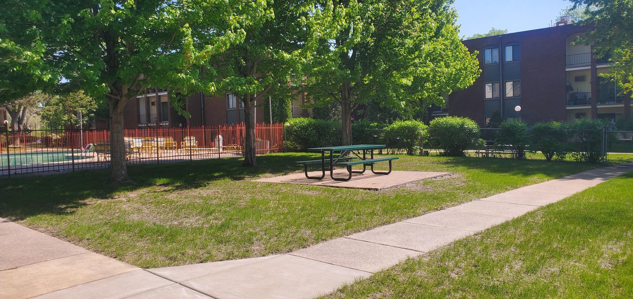 255 Westview Drive 307